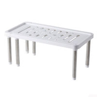 Imagen de Organizador estante de plástico, extensible 34/61x18x15.5cm, en caja