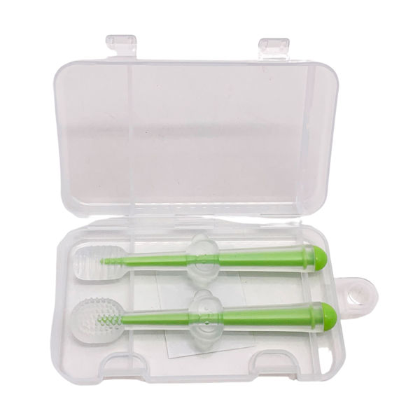 Imagen de Cepillo de dientes para bebé x2, de silicona, en caja varios colores
