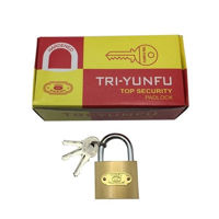 Imagen de Candado 50mm dorado, con 3 llaves, CAJA x6