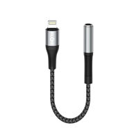 Imagen de Cable adaptador para auriculares, Lightning, KLGO en caja