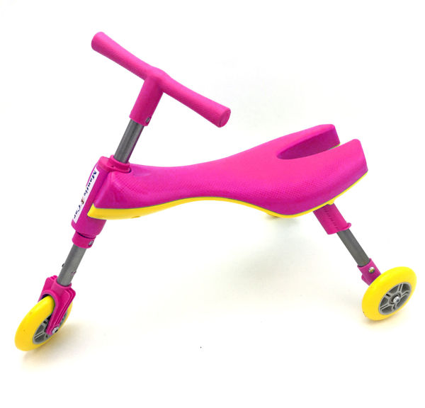 Imagen de Triciclo plegable de metal ROSADO, sin pedales, en caja