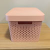 Imagen de Caja organizadora de plástico con tapa calada 17L, ROSADO