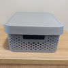 Imagen de Caja organizadora de plástico con tapa calada 11L, GRIS