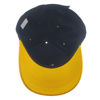 Imagen de Gorro con visera, diseño bordado estrellas amarillo negro, Armoric