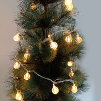 Imagen de Luces led x40, bolas luz cálida, 220v 8 metros, extensible en caja
