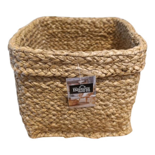 Imagen de Cesta cuadrada de fibras naturales chica, junco de agua